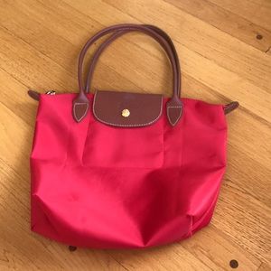 24hr sale Excellent condition Longchamp nylon bag!